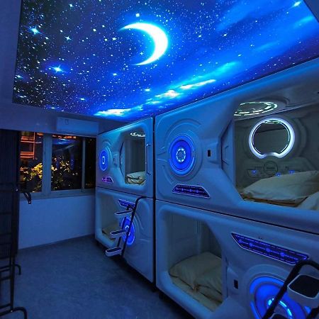 Bambu Hostel Capsules Sewilla Zewnętrze zdjęcie